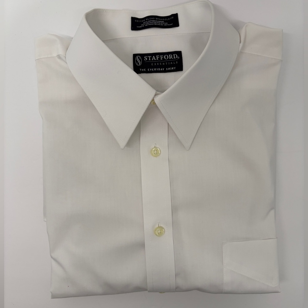 Stafford Essentials Classic Fit White Short Sleeve Size  17 1/2 NEW